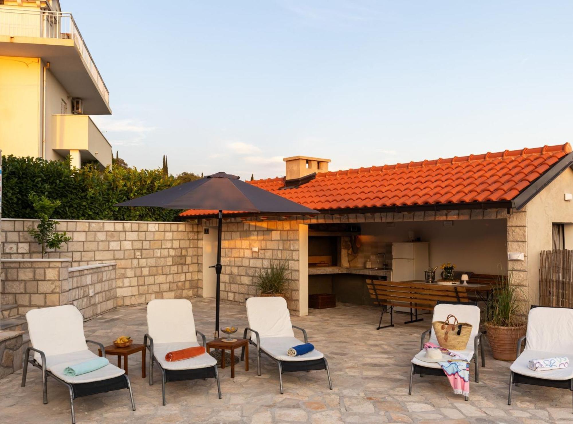 Villa Source With Private Pool Pridvorje Exterior photo