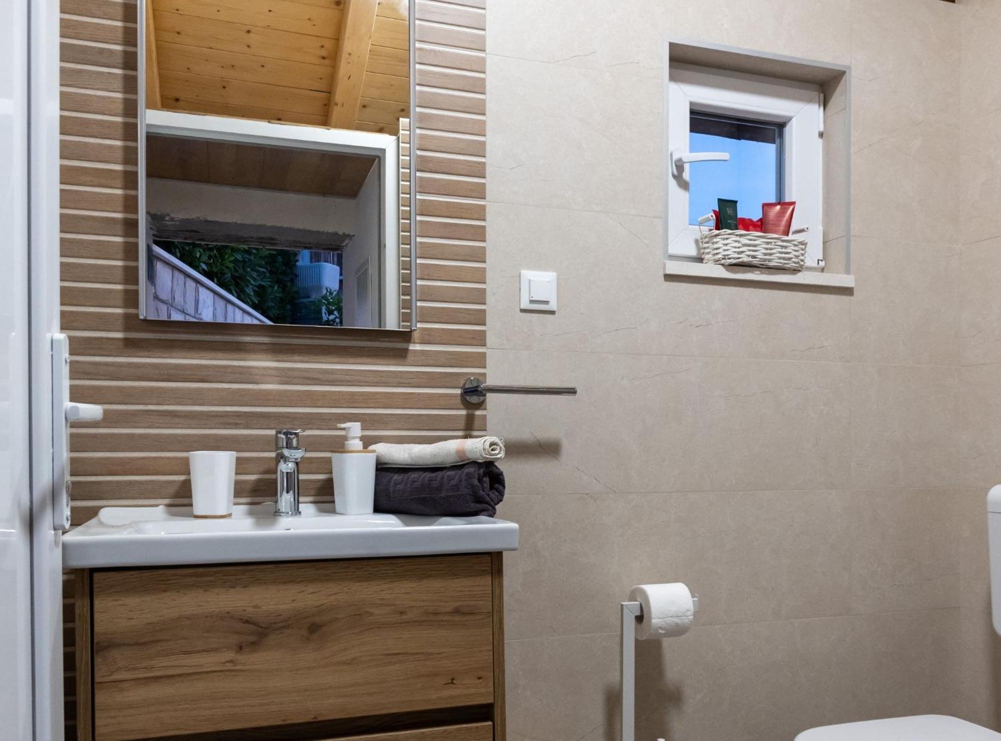 Villa Source With Private Pool Pridvorje Exterior photo