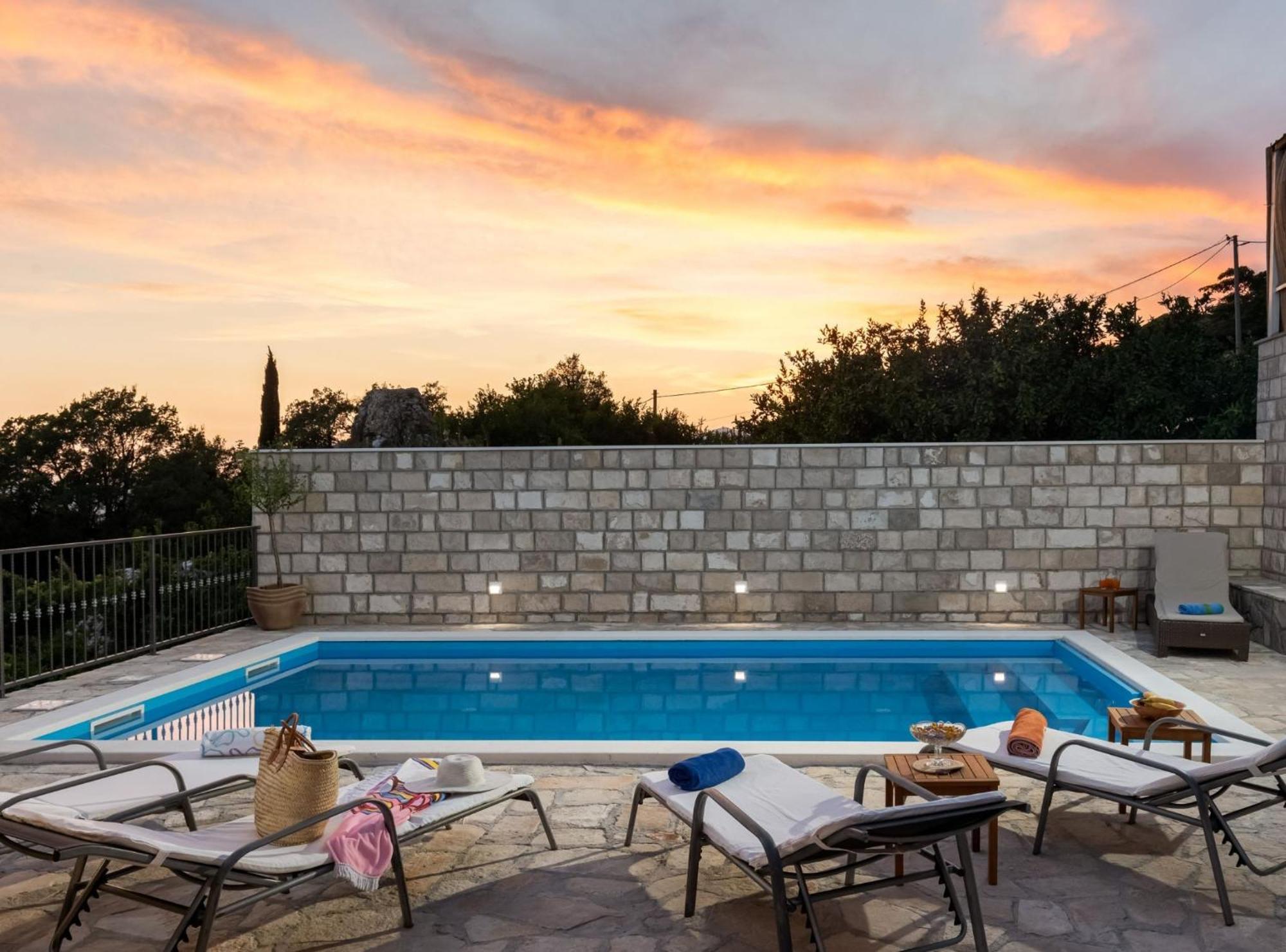 Villa Source With Private Pool Pridvorje Exterior photo